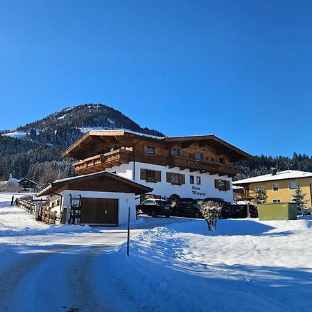 Absolute Active Resort Margret Kirchberg in Tirol Buitenkant foto
