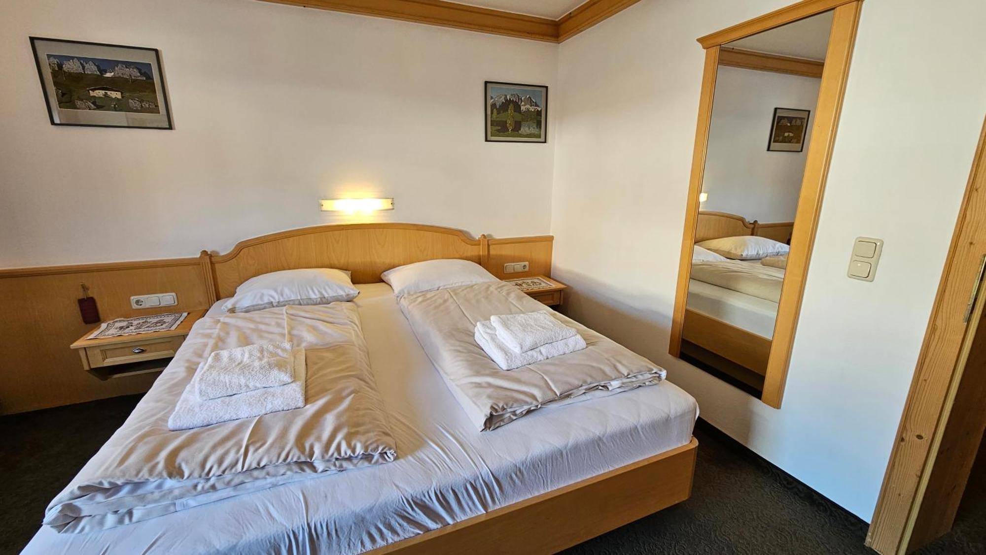 Absolute Active Resort Margret Kirchberg in Tirol Kamer foto